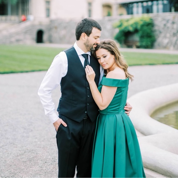 Deep green Ieena by Mac Duggal formal dress - Picture 6 of 8